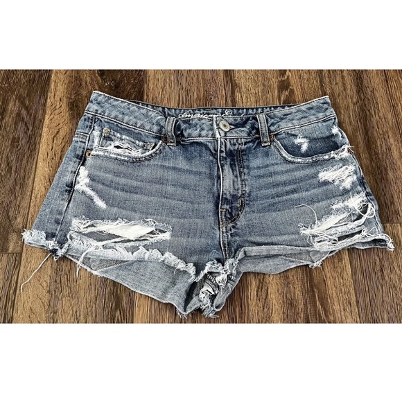 American Eagle Stretch Womens Size 8 Blue Denim Cut Off Jean Shorts - Picture 2 of 9
